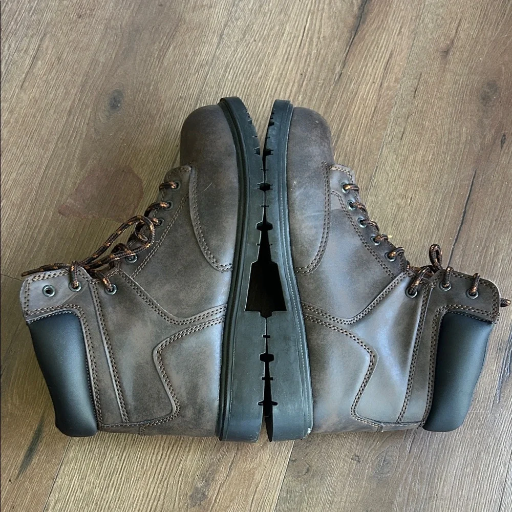 Brahma unworn boots